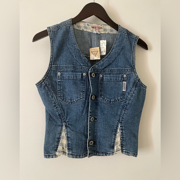 NWT Guess Vintage Jean vest!! Size S! - Picture 1 of 10